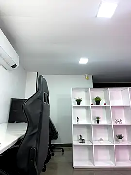 megan bigboobs  online show from October 28, 11:09 am