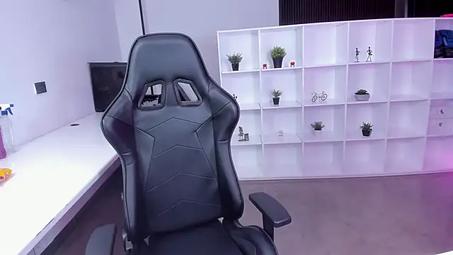 megan bigboobs  online show from October 29, 10:58 am