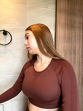 Nikii   online show from November 5, 1:03 pm