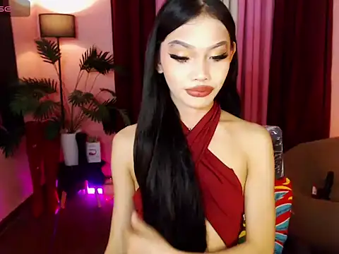 Snapshot of Asianprincess69 chatting on October 11, 9:21 am Asianprincess69 online show from October 11, 9:21 am