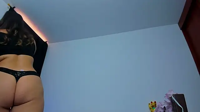 Luna-Gomez online show from October 23, 3:21 pm