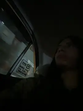 Isabella21  online show from February 5, 11:55 pm