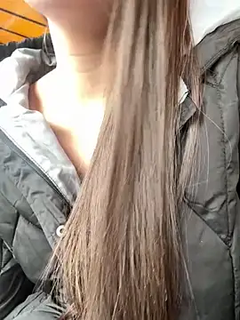 Isabella21  online show from March 9, 9:40 pm