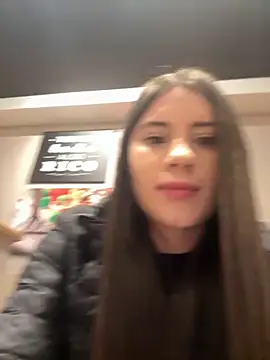 Isabella21  online show from October 15, 11:24 pm
