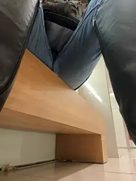 Isabella21  online show from April 5, 3:13 am