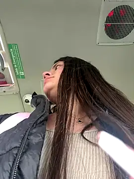 Isabella21  online show from October 30, 9:11 pm