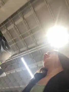 Isabella21  online show from November 2, 10:48 pm