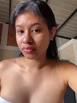 leaahcashh online show from November 26, 7:58 pm