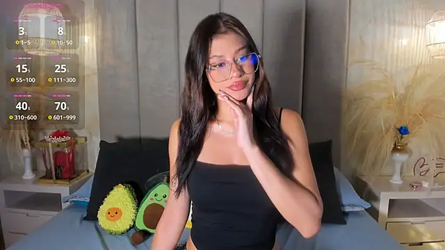 leaahcashh online show from September 9, 4:55 am