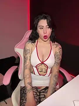 Draculona-666 online show from April 2, 3:46 am