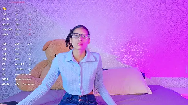 BeccaReedd online show from October 23, 9:35 pm