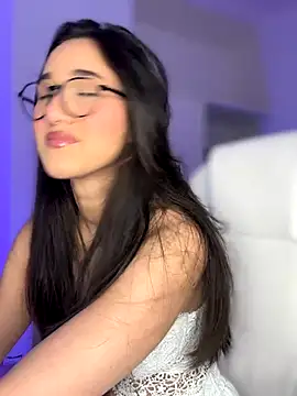 julieta jhonss online show from January 7, 12:04 am