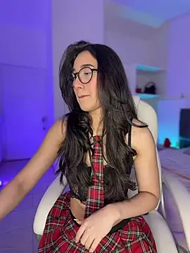 Snapshot of julieta_jhonss chatting on June 7, 3:12 am julieta jhonss online show from June 7, 3:12 am