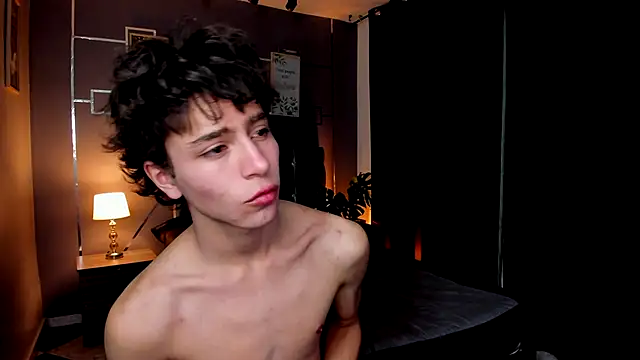 Snapshot of Christopher_77 chatting on September 29, 1:28 pm Christopher 77 online show from September 29, 1:28 pm