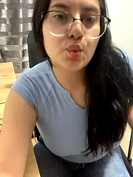 Snapshot of Velma_star chatting on September 25, 11:16 am Velma star online show from September 25, 11:16 am
