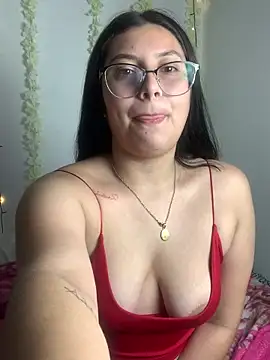 Velma star online show from December 18, 11:25 am