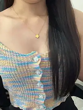 JennyQueen18 online show from April 11, 7:38 am