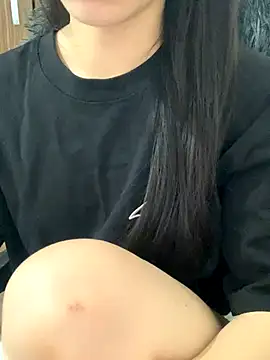 Snapshot of JennyQueen18 chatting on October 12, 8:10 pm JennyQueen18 online show from October 12, 8:10 pm