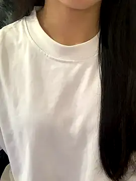 Snapshot of JennyQueen18 chatting on October 2, 1:58 pm JennyQueen18 online show from October 2, 1:58 pm