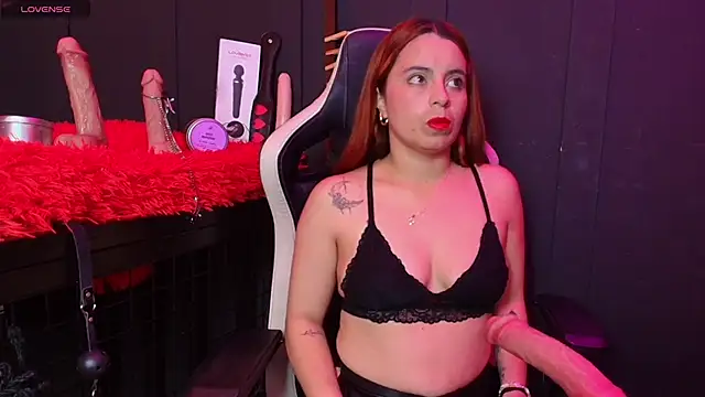 Snapshot of Meghan_storm chatting on December 3, 11:42 am Meghan storm online show from December 3, 11:42 am