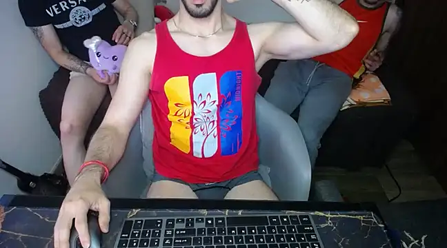 Snapshot of bossking017 chatting on March 2, 6:24 pm bossking017 online show from March 2, 6:24 pm