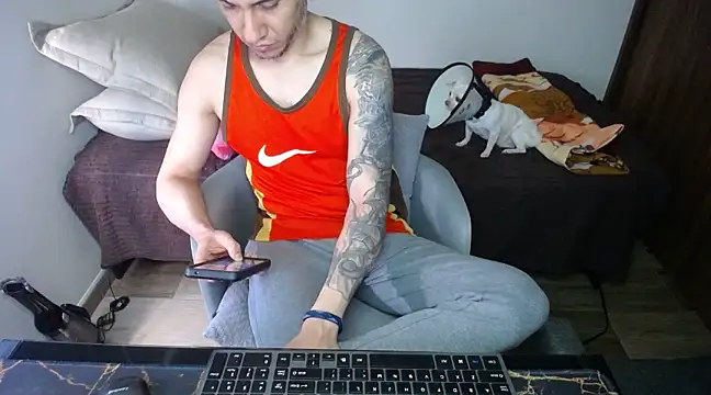 Snapshot of bossking017 chatting on March 2, 3:19 pm bossking017 online show from March 2, 3:19 pm