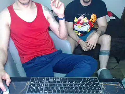 Snapshot of bossking017 chatting on March 5, 10:21 pm bossking017 online show from March 5, 10:21 pm