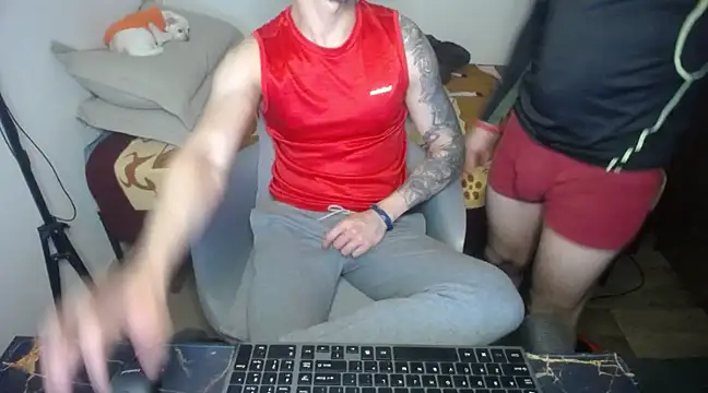 Snapshot of bossking017 chatting on March 19, 11:47 pm bossking017 online show from March 19, 11:47 pm