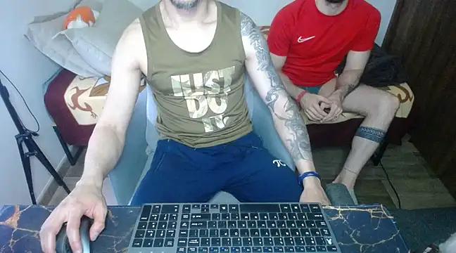 Snapshot of bossking017 chatting on March 20, 3:58 pm bossking017 online show from March 20, 3:58 pm