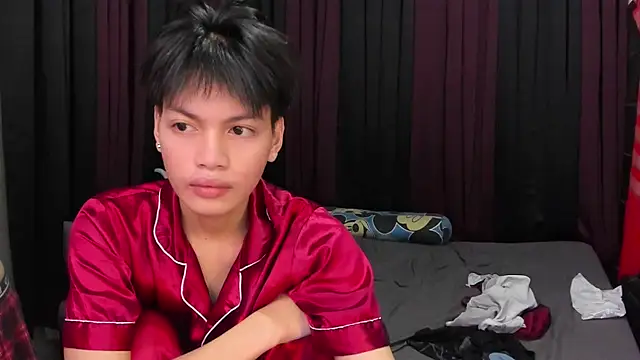 hotfreshdior online show from February 5, 6:15 pm