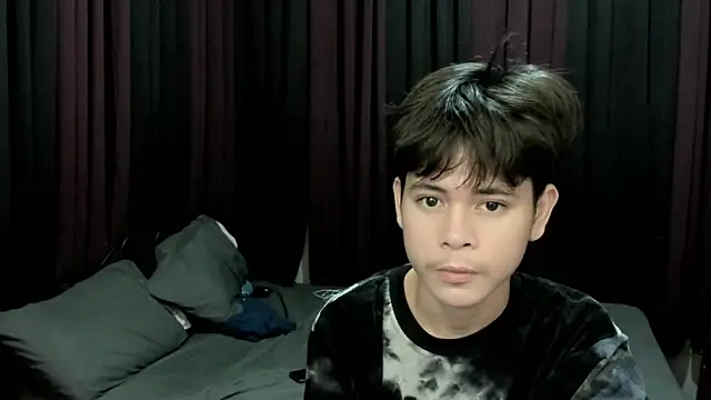 hotfreshdior online show from December 3, 4:28 pm