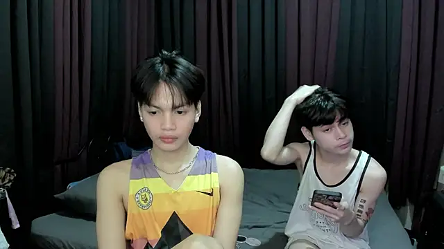 hotfreshdior online show from December 5, 5:11 pm