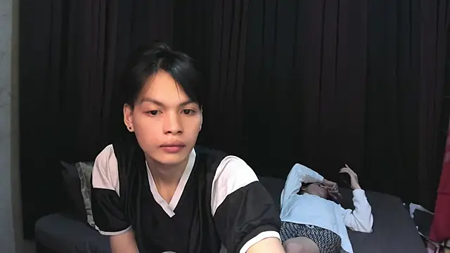 hotfreshdior online show from March 22, 3:24 pm