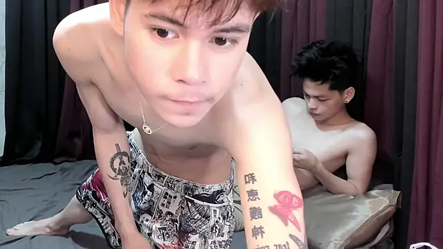 Snapshot of hotfreshdior chatting on July 13, 5:51 am hotfreshdior online show from July 13, 5:51 am