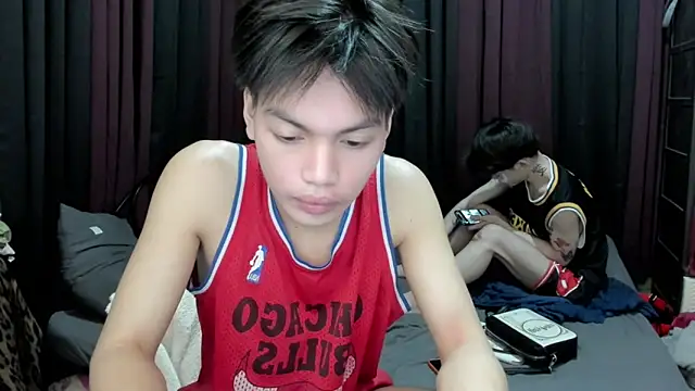 hotfreshdior online show from January 6, 4:55 pm