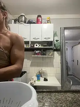 Isabelaa  online show from April 1, 9:01 pm