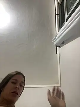 Isabelaa  online show from March 26, 1:59 am