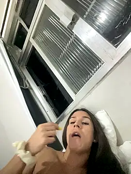 Isabelaa  online show from November 11, 10:26 pm