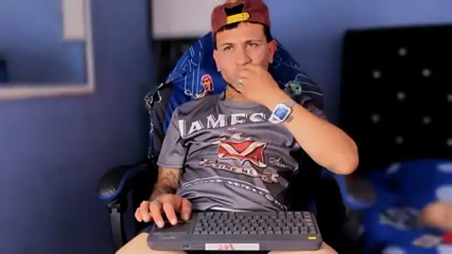 Thonixxx mr online show from March 15, 3:57 am