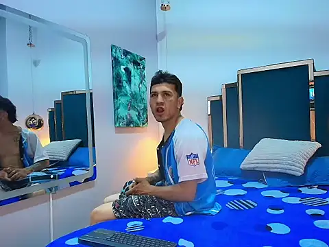 Thonixxx mr online show from April 11, 1:59 pm