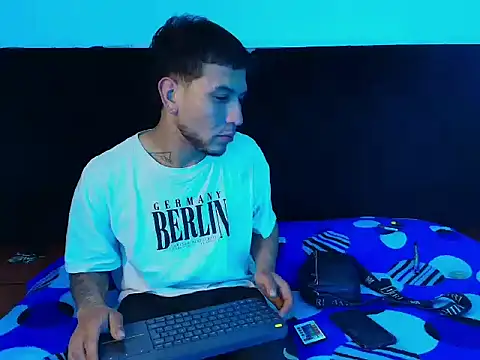 Thonixxx mr online show from March 7, 3:02 am