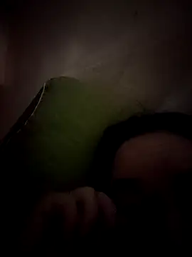 daisylouis online show from May 7, 6:39 am
