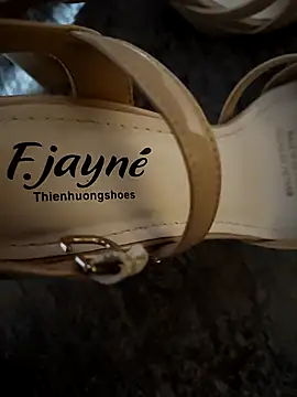 daisylouis online show from March 26, 12:36 pm