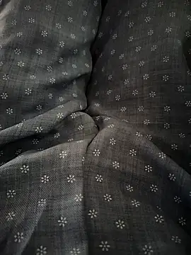 daisylouis online show from May 11, 6:37 am