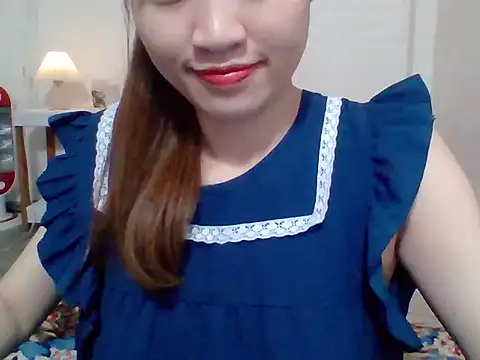 Snapshot of __Donna__ chatting on October 12, 12:39 pm   Donna   online show from October 12, 12:39 pm