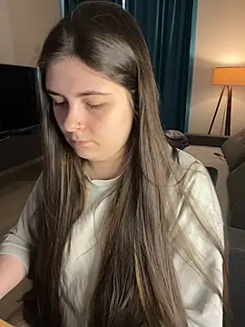 Lovely Waifu online show from April 6, 10:49 am