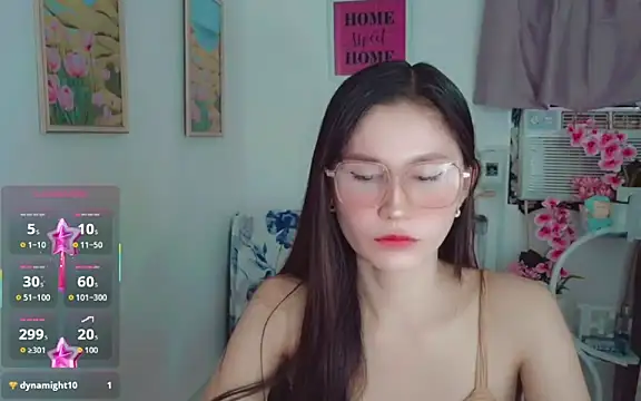 Snapshot of anne_smithe chatting on February 17, 11:02 pm anne smithe online show from February 17, 11:02 pm