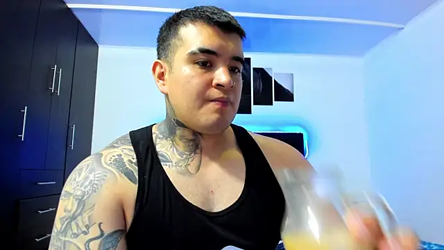 thiago  cp01 online show from September 25, 6:19 am