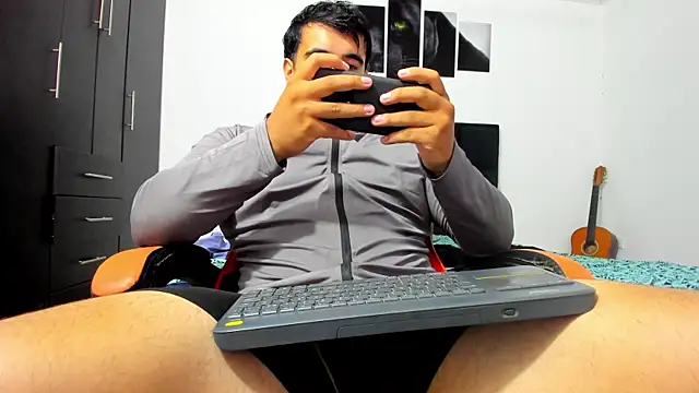 thiago  cp01 online show from April 18, 4:48 am