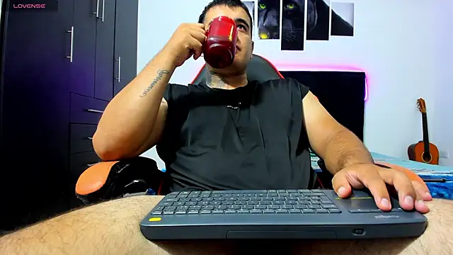 thiago  cp01 online show from June 20, 3:55 am